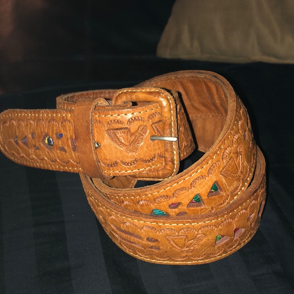 “NO NAME”BEAUTIFUL CARMEL LEATHER BELT SZ. 36